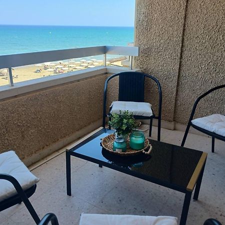 Apollon Sea View Beachfront Ap 302 Larnaca Extérieur photo