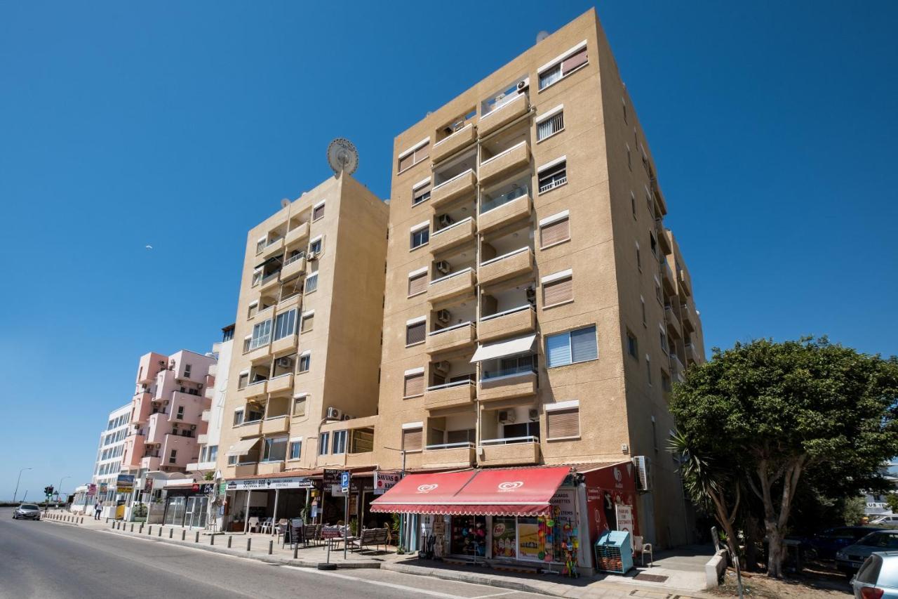 Apollon Sea View Beachfront Ap 302 Larnaca Extérieur photo