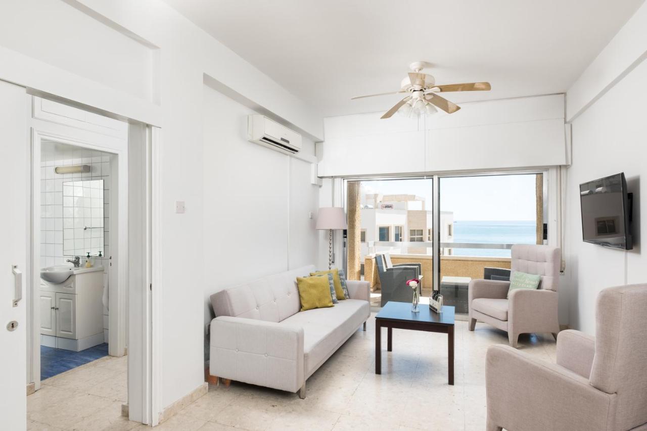 Apollon Sea View Beachfront Ap 302 Larnaca Extérieur photo